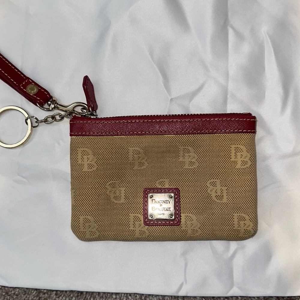 Dooney & Bourke- small wallet/ wristlet